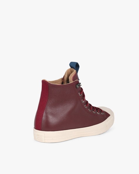 Maroon sneakers outfit on sale mens