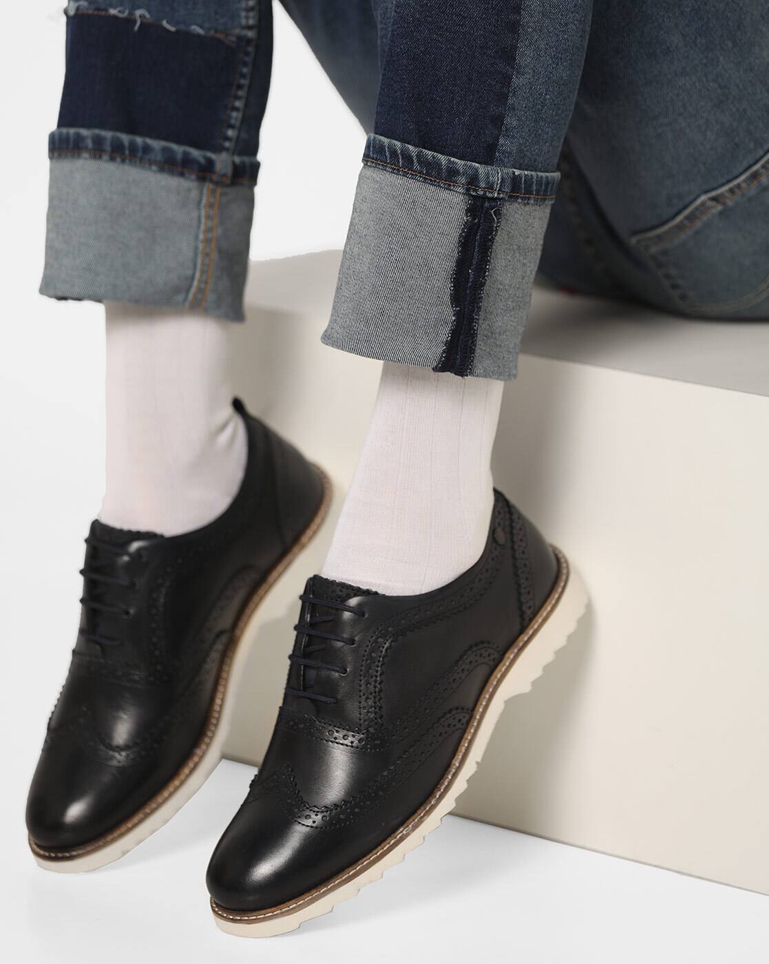 leather casual shoes