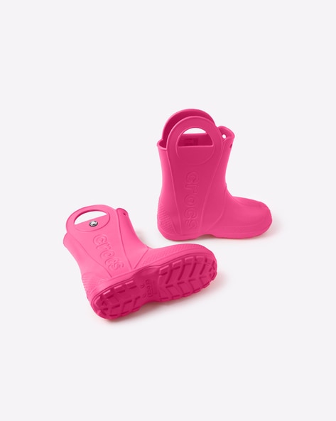 Crocs deals boots girls