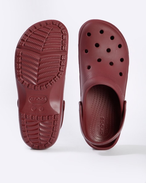 Crocs 2025 garnet color