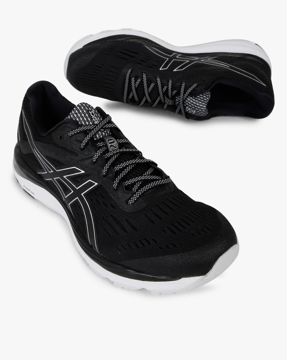 what is the difference between asics gt 2000 6 and 7