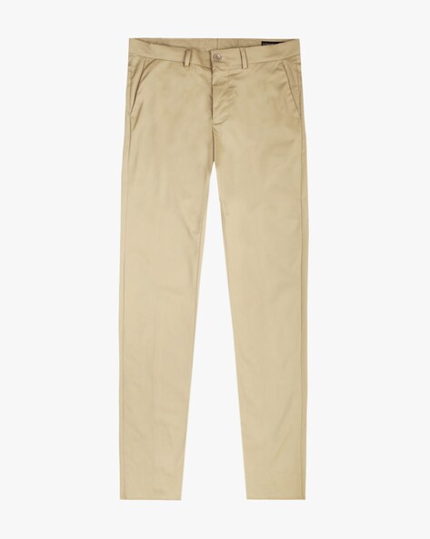 Check styling ideas for「Slim-Fit Chino Pants」| UNIQLO US