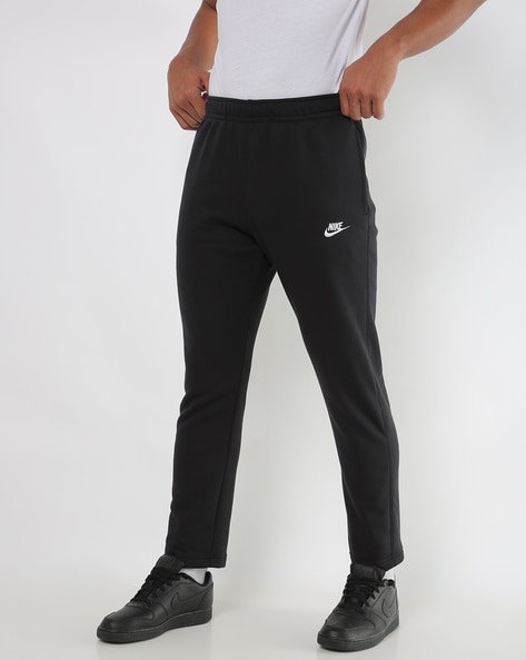 nike slim fit joggers black