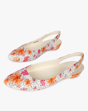 Floral Print Almond-Toed Ballerinas