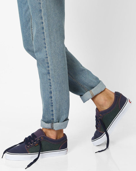 what to wear with navy blue vans