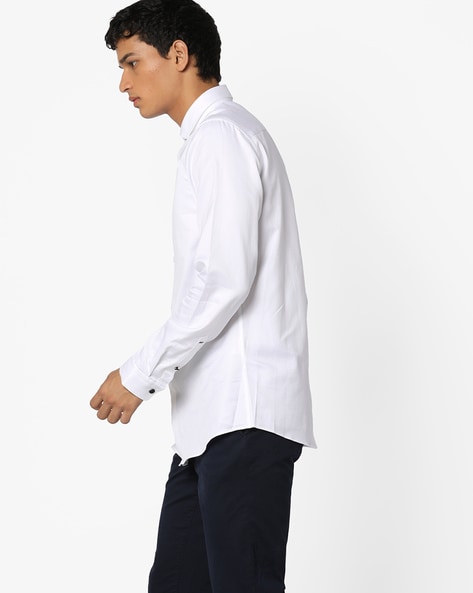 The Best White Shirts For Men in 2023