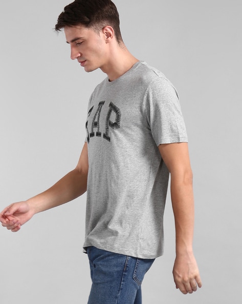 gap grey shirt