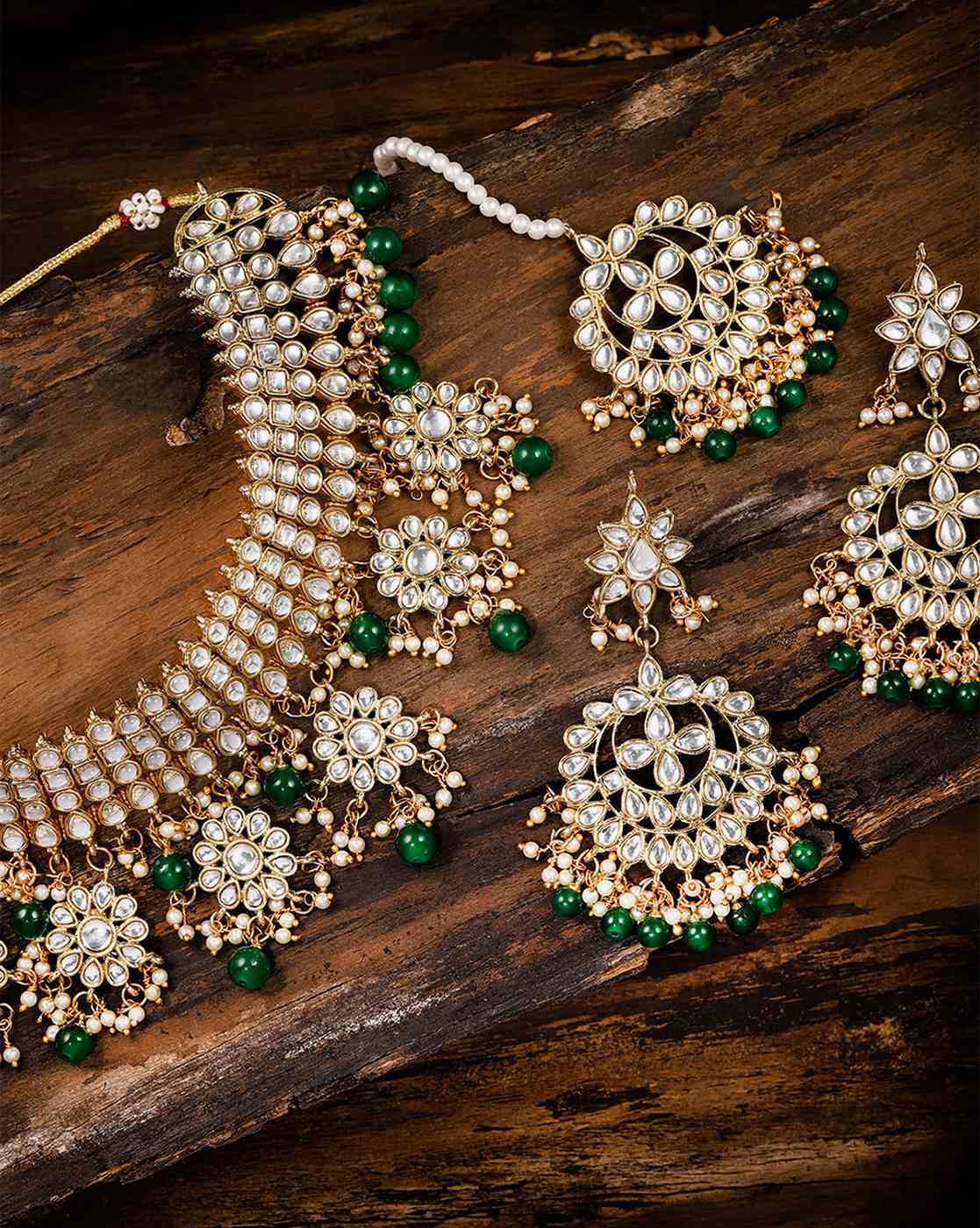 ZAVERI PEARLS 