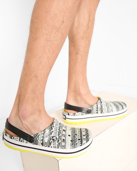 crocband graphic ii clog