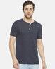 CAMPUS SUTRA Solid Regular Fit Henley T shirt