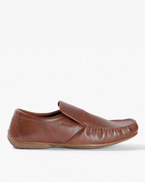 Red tape hot sale men's moccasins