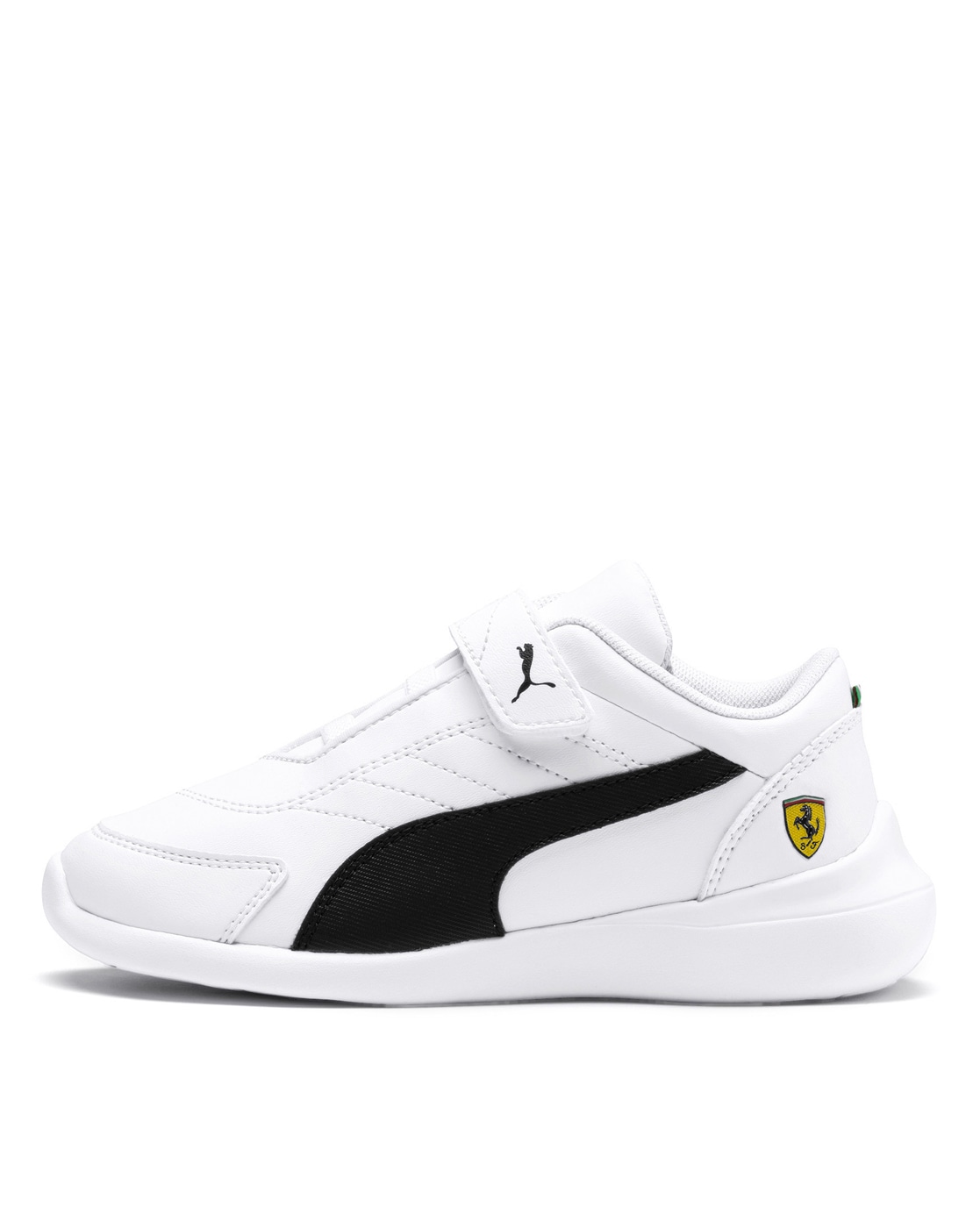 white sneakers under 2000