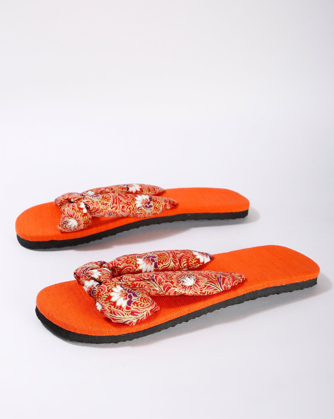 orange flip flops womens