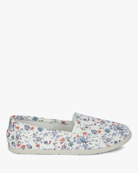 womens floral slip on shoes