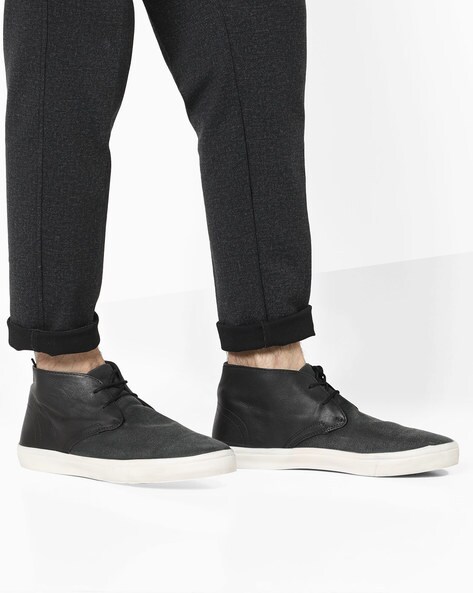 levis black casual shoes