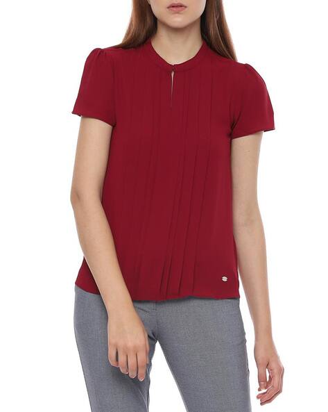 red keyhole top