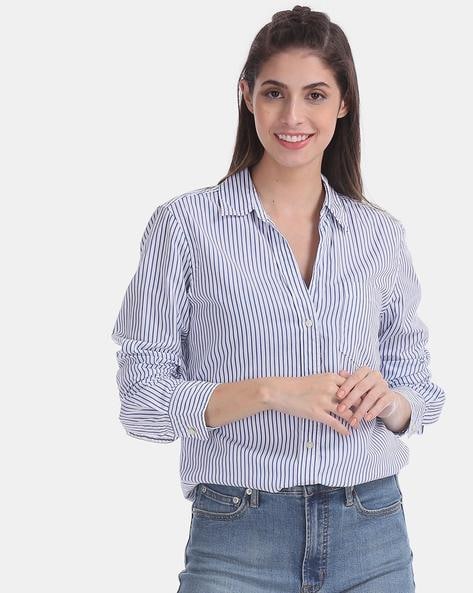 gap white shirt ladies