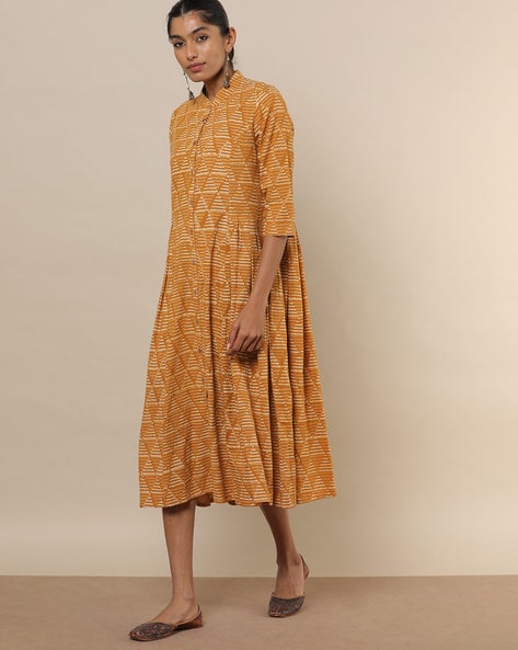 Page 6 | Beige - Traditional - Indian Wear for Men - Buy Latest Designer  Men wear Clothing Online - Utsav Fashion