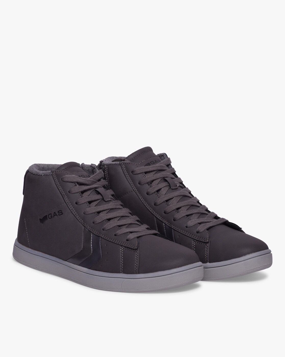 high top casual shoes