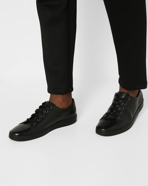 clarks black lace up shoes