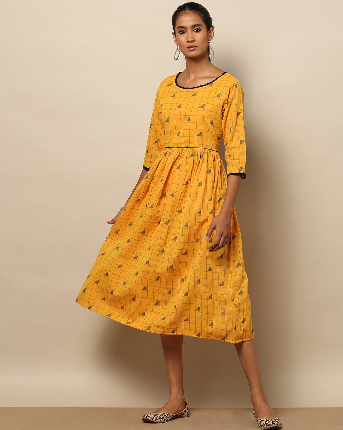 Feminine Yellow Color Heavy Georgette With Printed Party Wear Fancy Gown