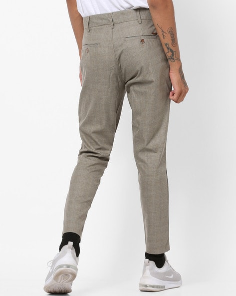 Buy Men Grey Carrot Fit Textured Flat Front Formal Trousers Online - 707647  | Louis Philippe