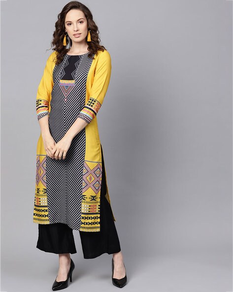Geometric Print Kurta with Round Neck