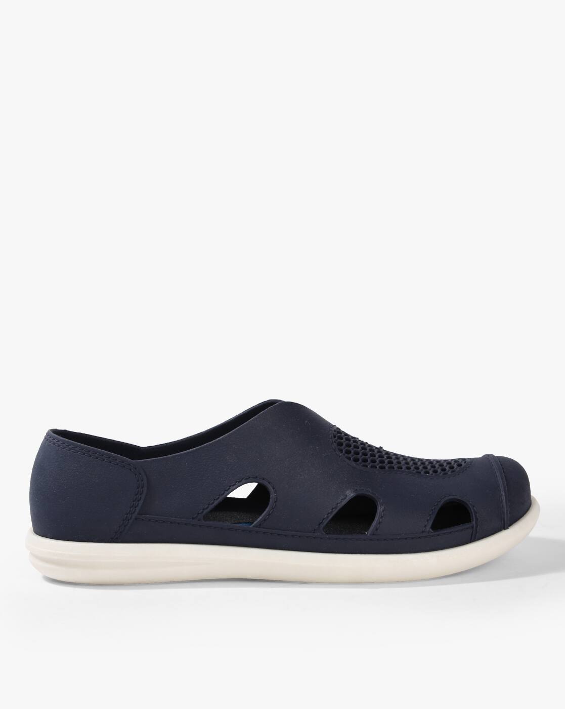 ajio casual shoes