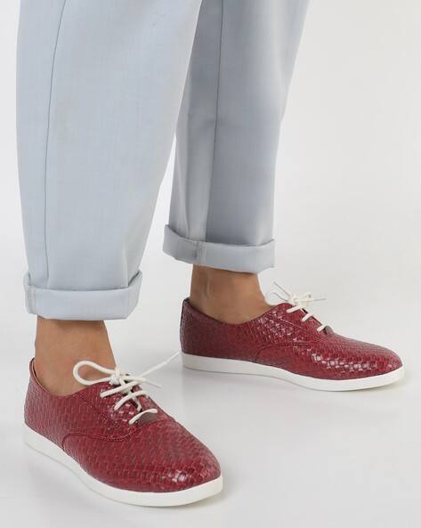 ajio footwear female