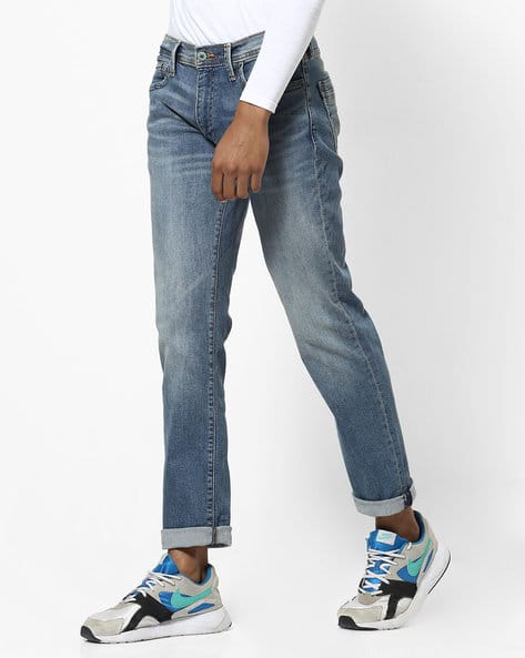 511 Lightly Washed Performance Slim Jeans