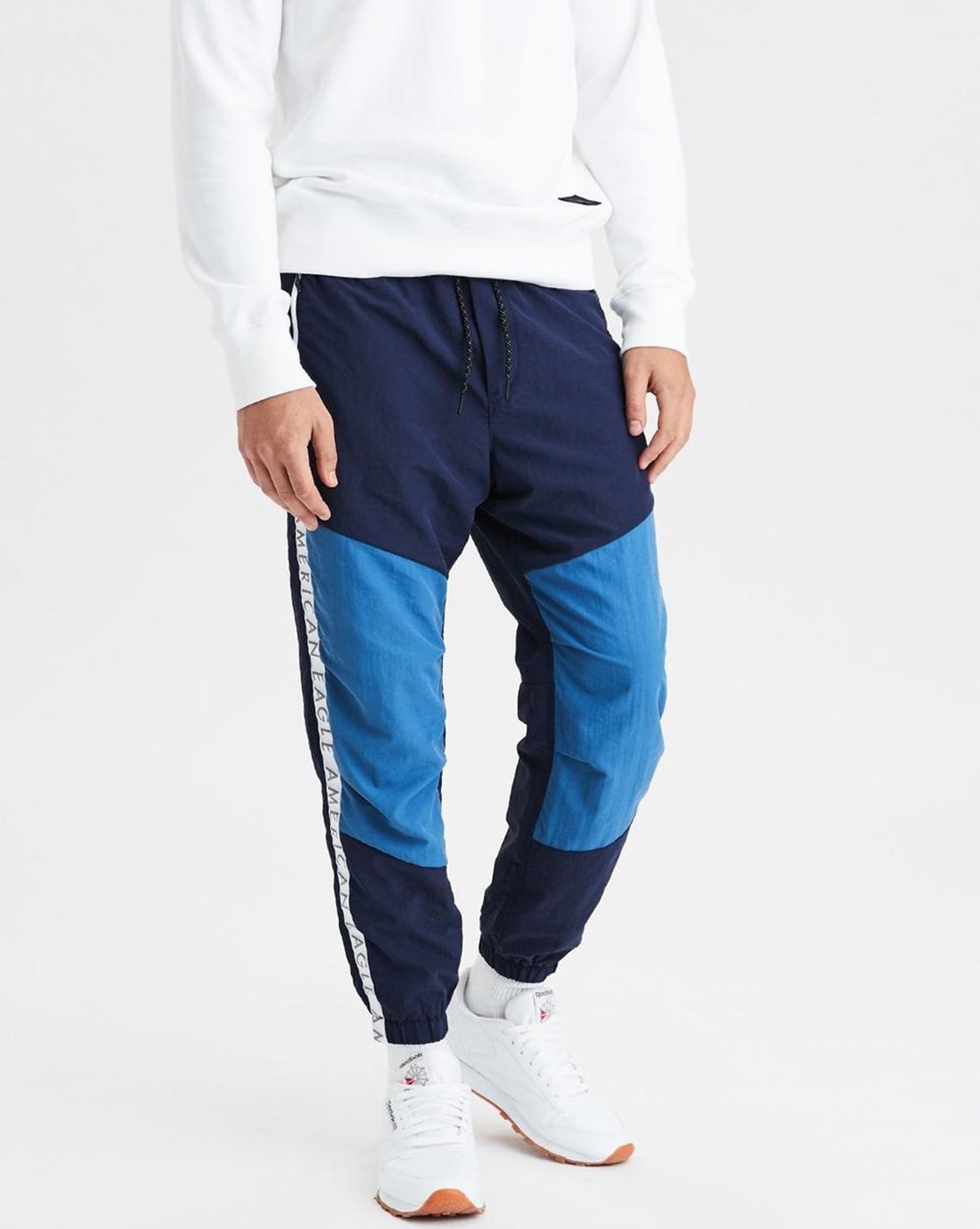 American eagle hot sale nylon jogger