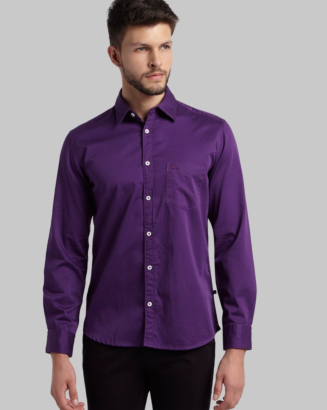 violet shirt