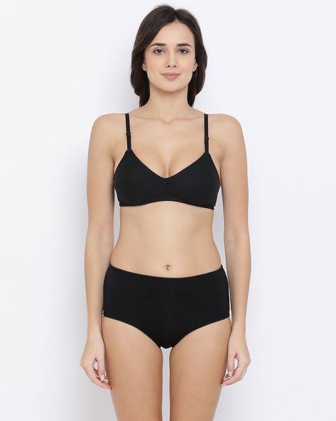 clovia padded bra panty set