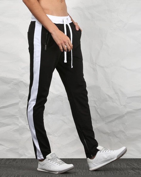 Buy SKULT By Shahid Kapoor Men Grey Self Design Regular Fit Joggers - Track  Pants for Men 6794858 | Myntra