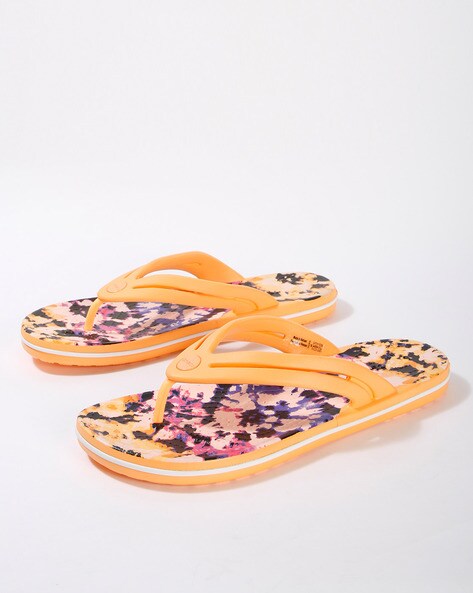 crocs orange flip flops