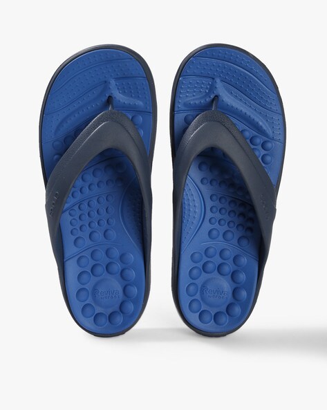 crocs navy blue flip flops