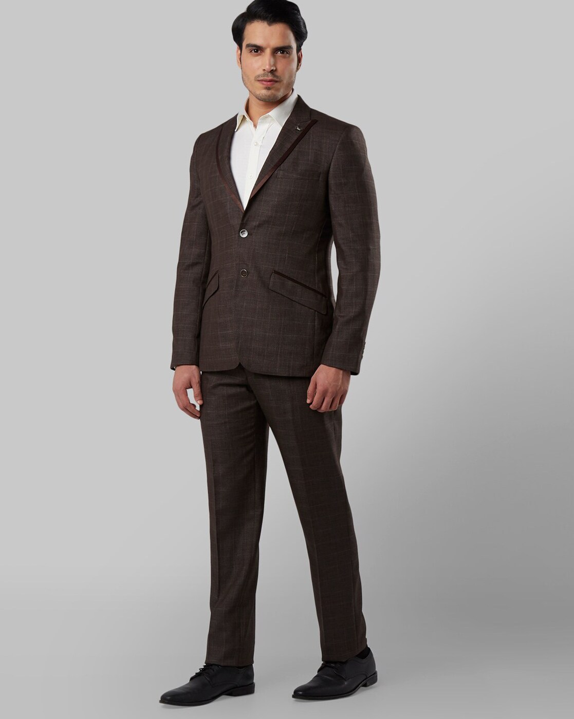 raymond brown suit