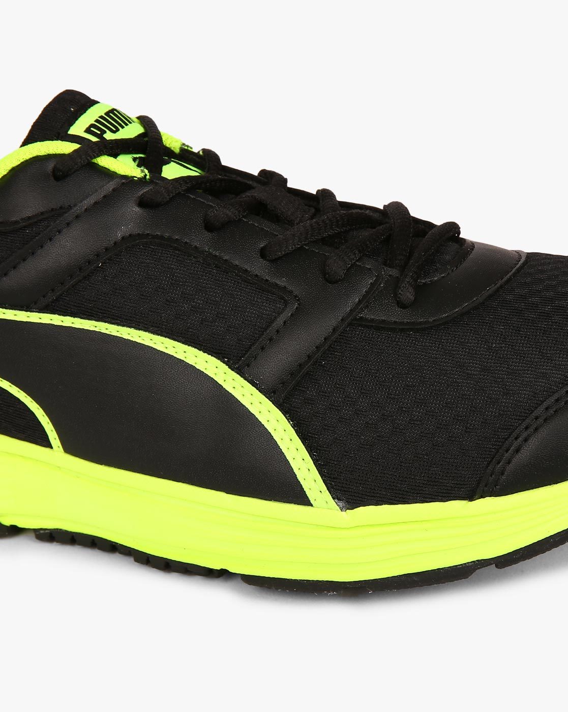 tocino Gran cantidad perturbación Buy Black & Neon Green Sports Shoes for Men by Puma Online | Ajio.com
