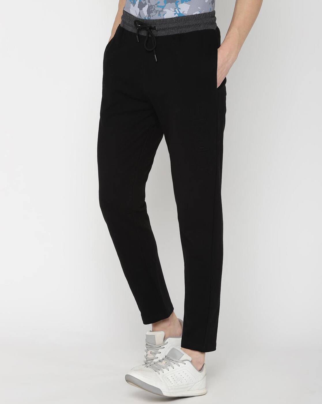 skult track pants