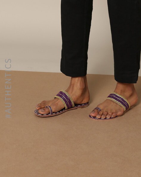 toe ring slippers
