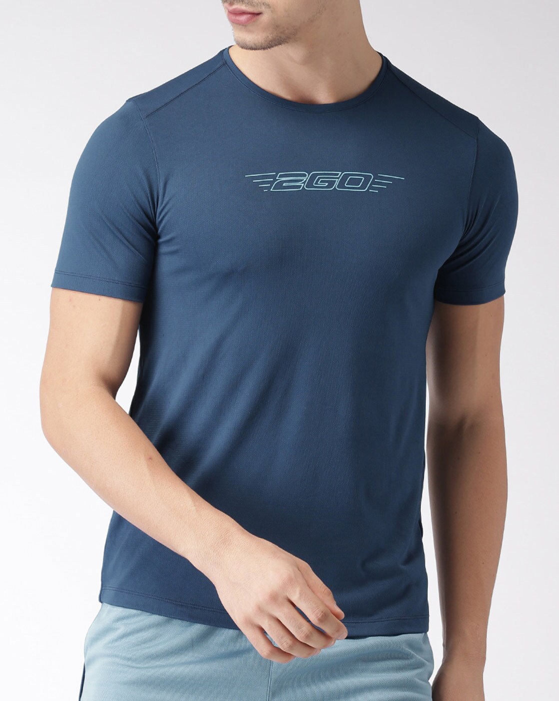 navy blue crew neck t shirt