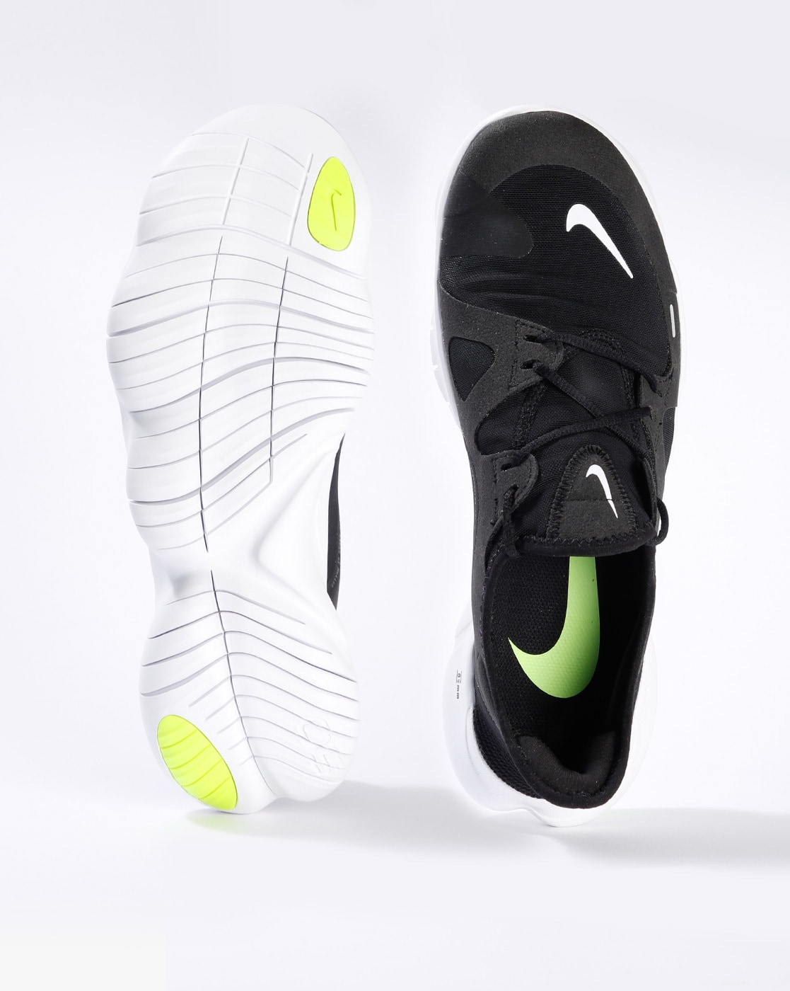 Nike free 5.0 store black and white