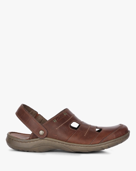 clarks men's woodlake creek leather sandals and floaters