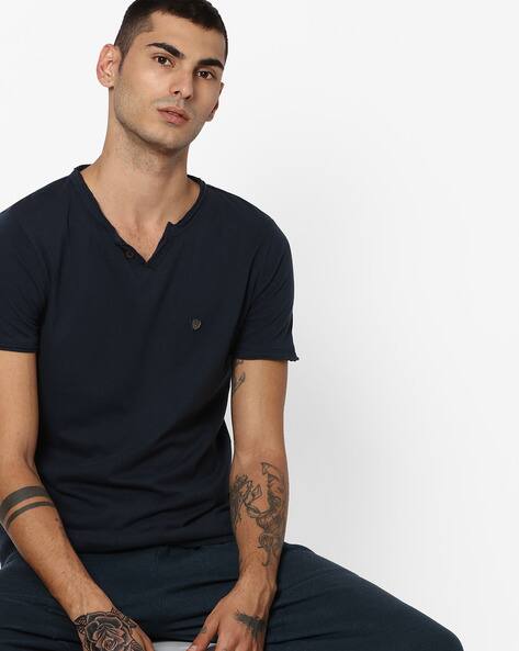 elaborado t shirt