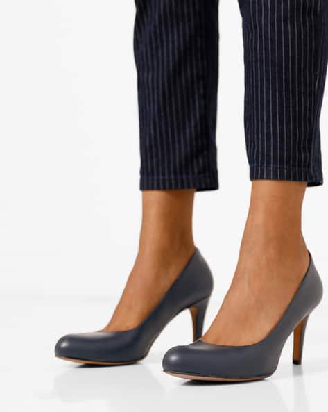 clarks navy blue heels