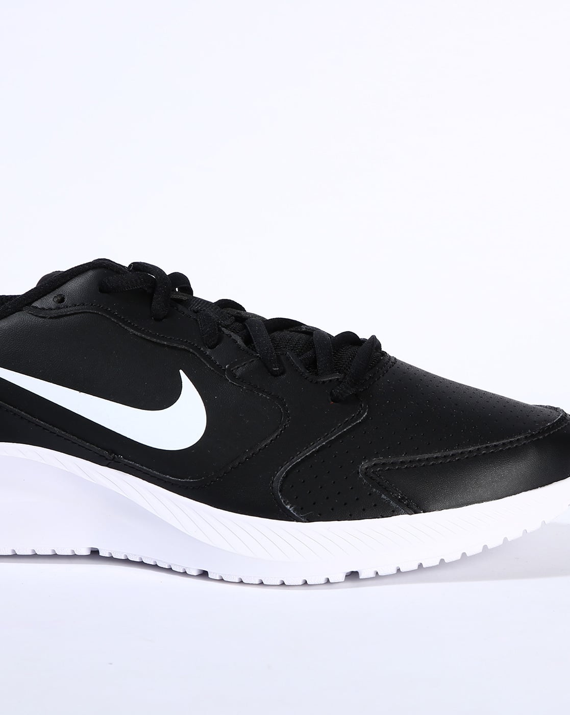 Sports Shoes for Women by NIKE 