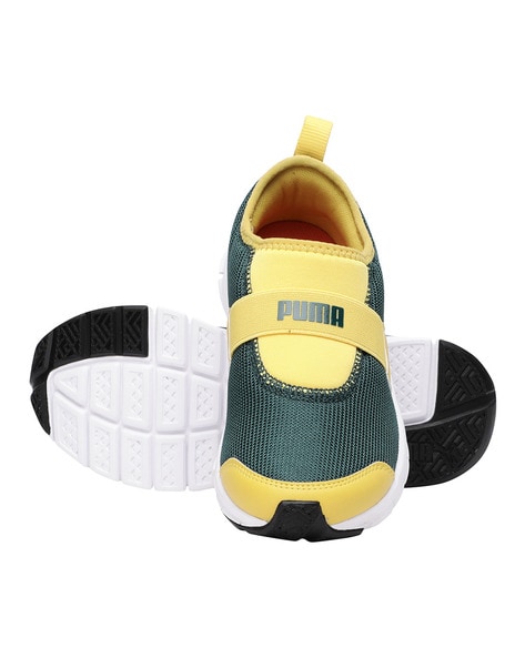 Infant puma 2024 shoes yellow