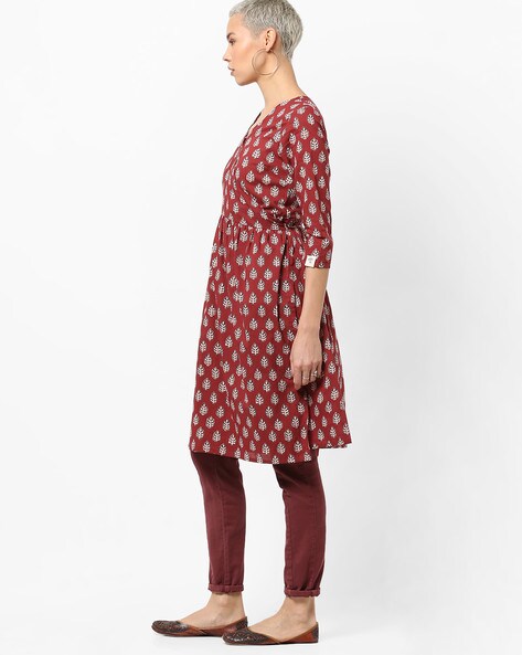 Buy Maroon Kurtas & Kurtis for Women by AJIO Online 