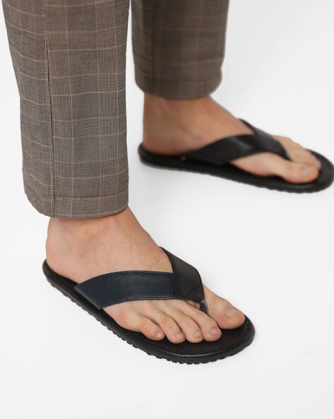 thong style slippers