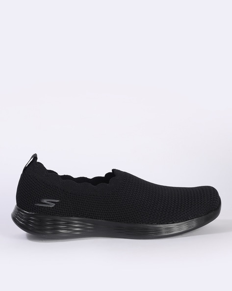 skechers you define black